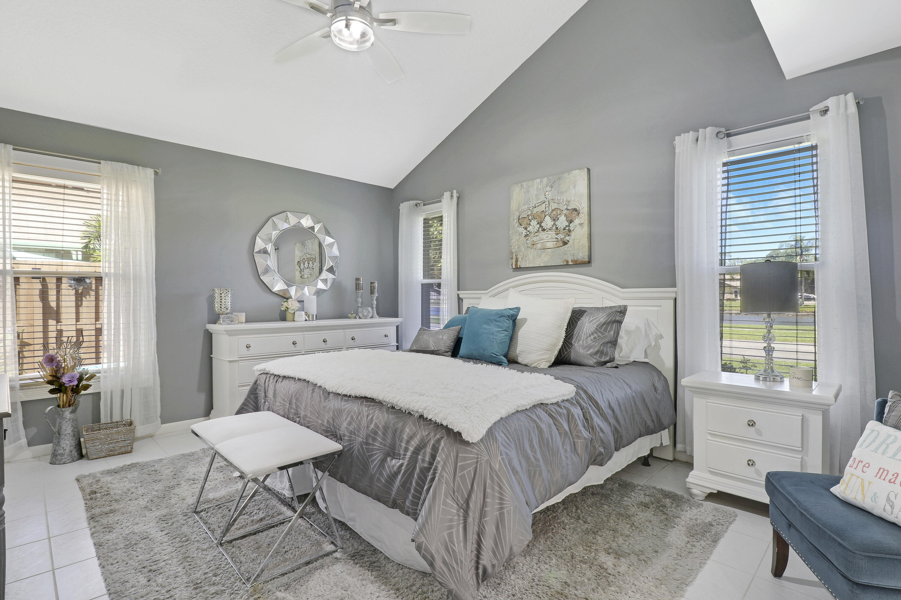 271 Maplecrest Circle Jupiter, FL 33458 - Photo 5 of 38 Owner Suite