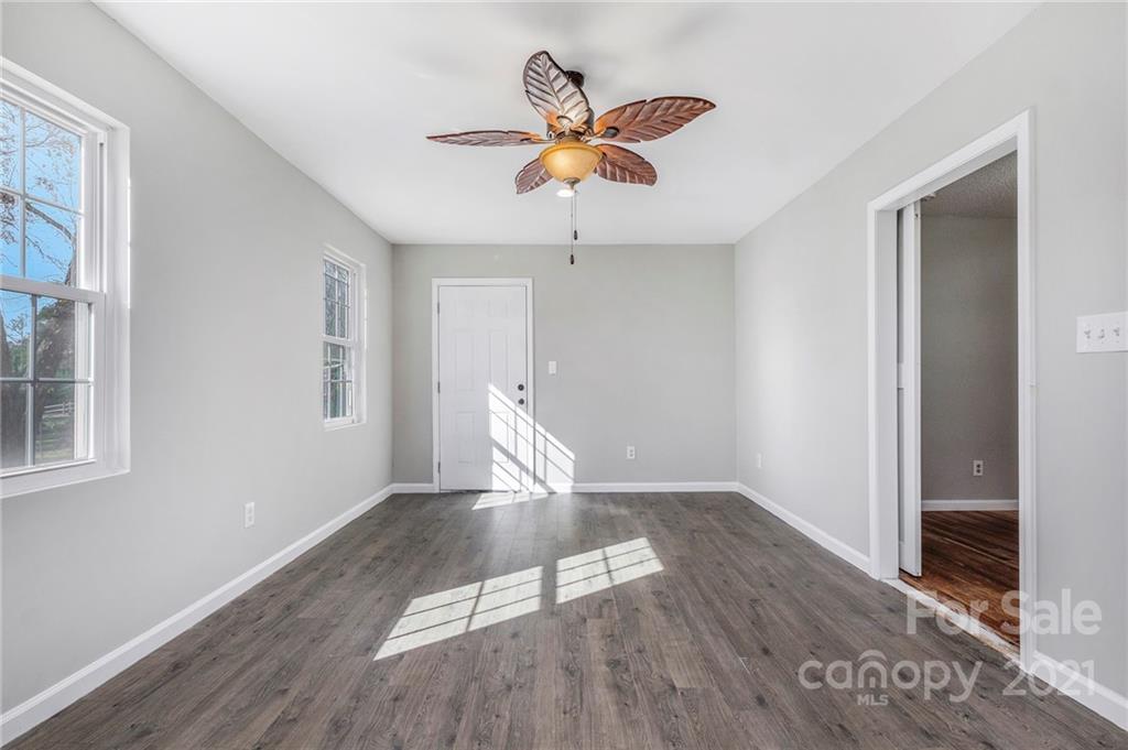 1400 Reid Harkey Road Matthews, NC 28105 - Photo 12 of 19 Gallery Image 12