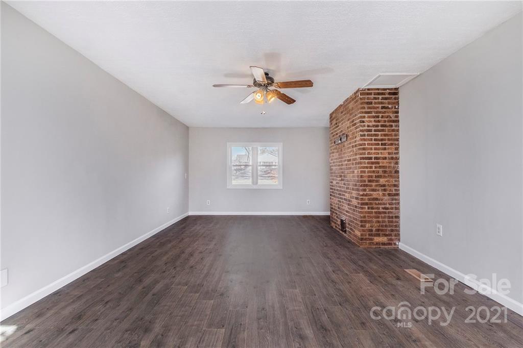 1400 Reid Harkey Road Matthews, NC 28105 - Photo 13 of 19 Gallery Image 13