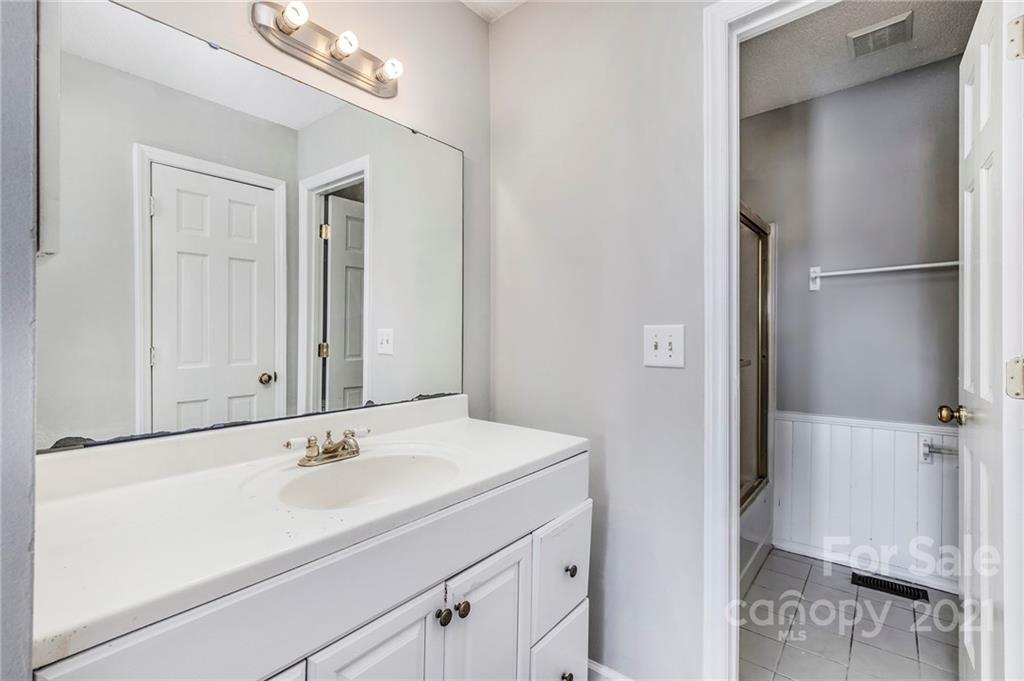 1400 Reid Harkey Road Matthews, NC 28105 - Photo 15 of 19 Gallery Image 15