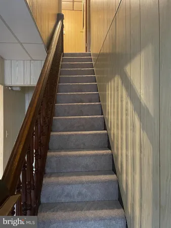 a view of entryway