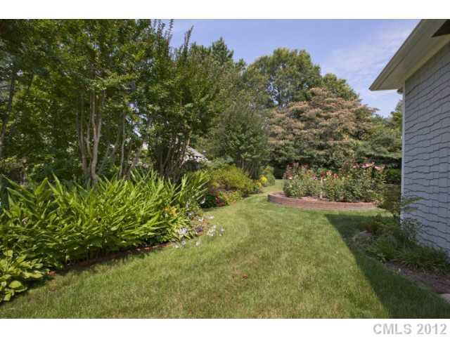 5544 Robinhood Road, Unit 5 Charlotte, NC 28211 - Photo 13 of 16 Gallery Image 13