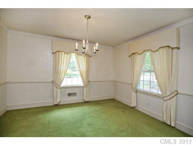 5544 Robinhood Road, Unit 5 Charlotte, NC 28211 - Photo 6 of 16 Gallery Image 6