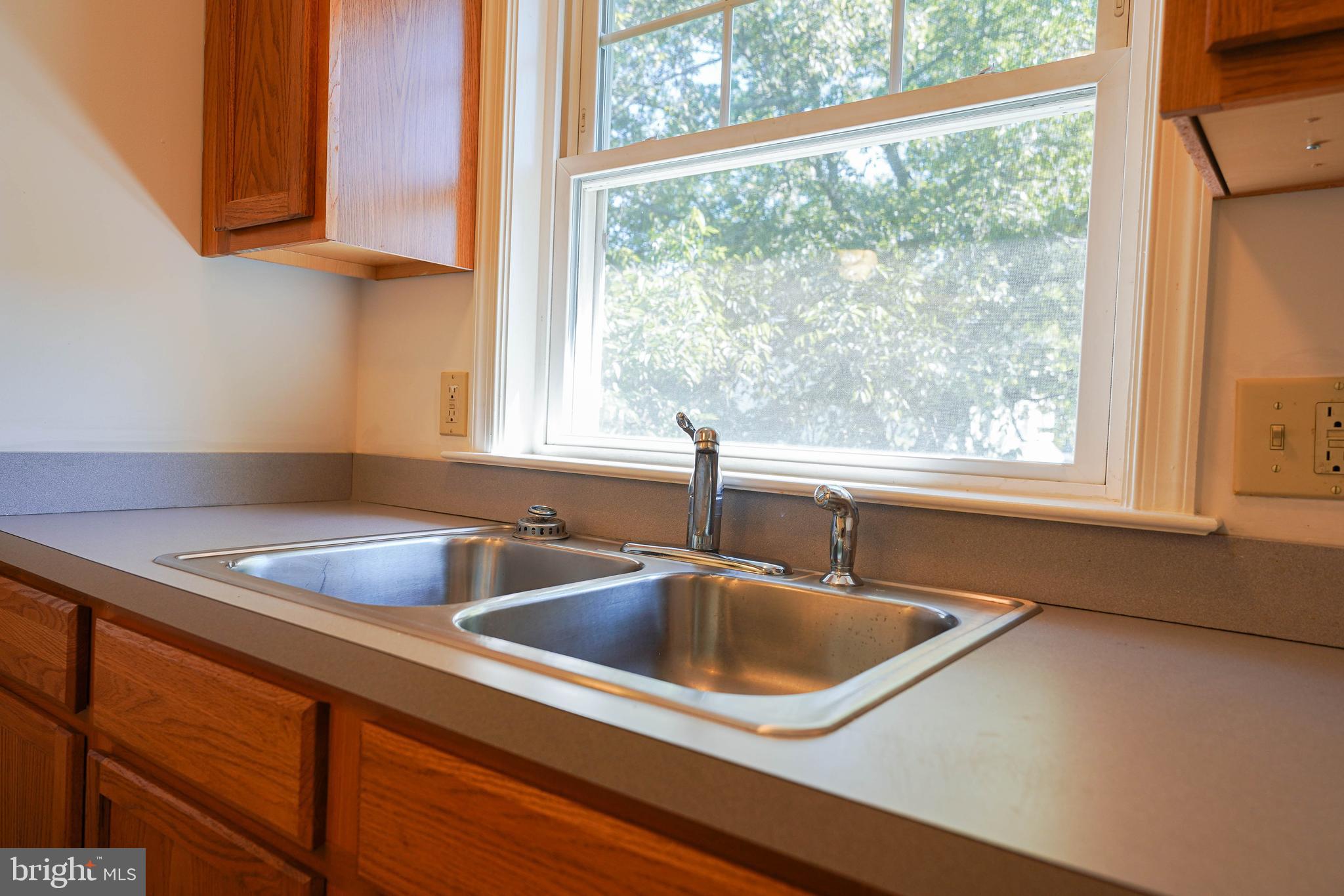 800 Travers Street, Unit 10 Cambridge, MD 21613 - Photo 17 of 31