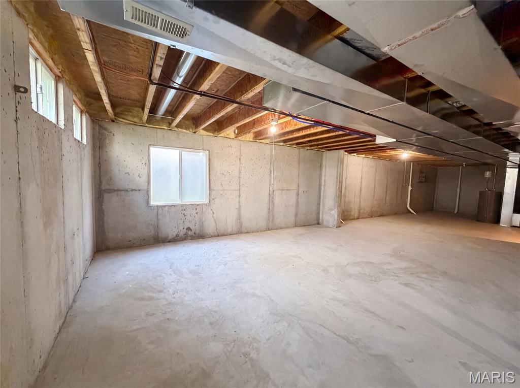 5945 Hawkins Ridge Court St. Louis, MO 63129 - Photo 23 of 26 Gallery Image 23
