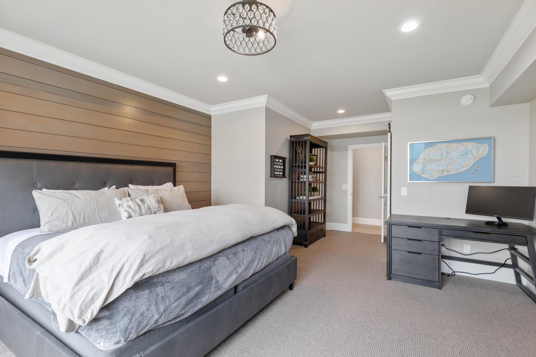 2440 Old Beach Road Wayzata, MN 55391 - Photo 54 of 86 Gallery Image 54