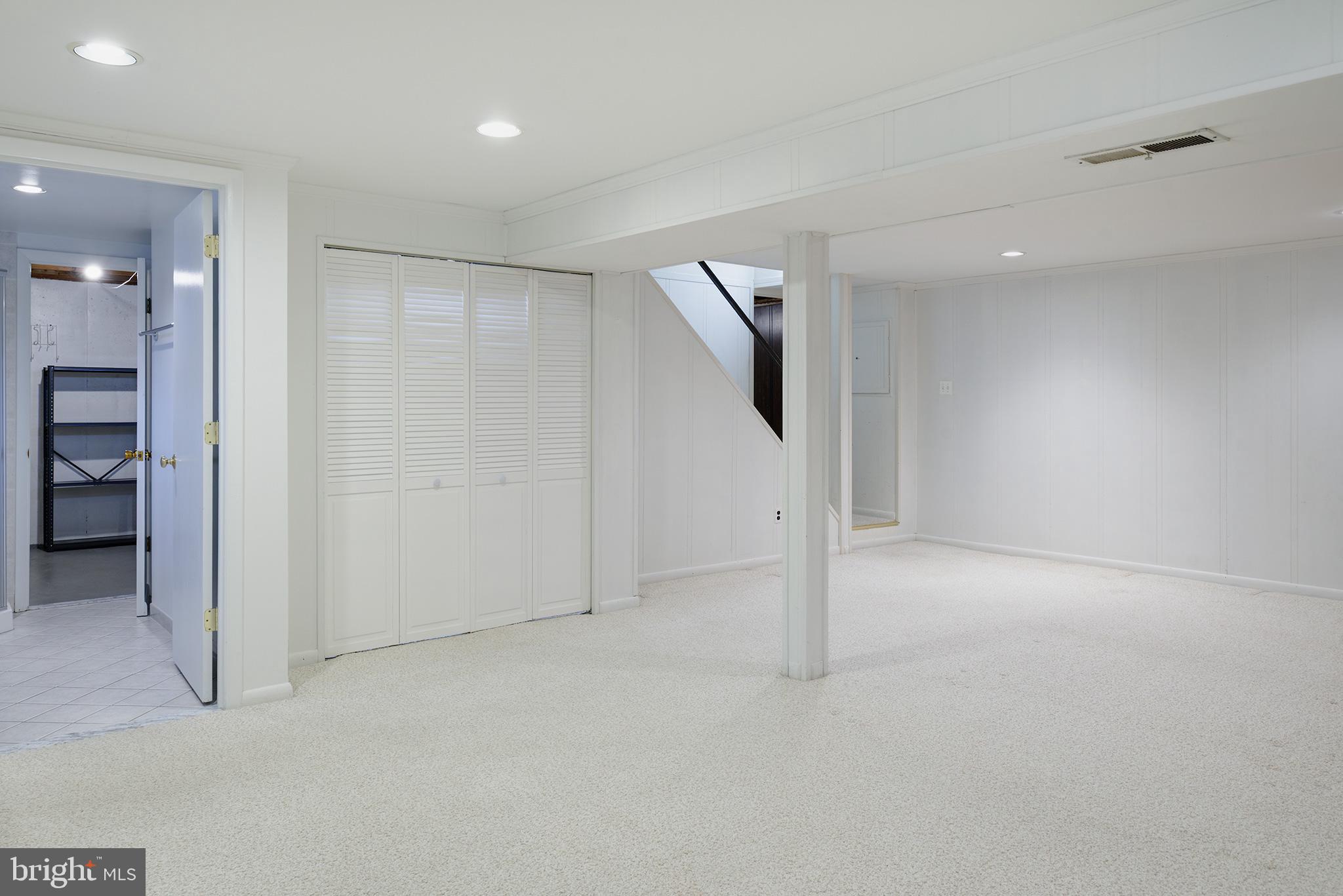 2122 Thomas View Road Reston, VA 20191 - Photo 30 of 45 Gallery Image 30