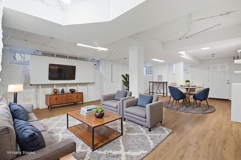 23 Olmstead Street, Unit 1 Boston, MA 02130 - Photo 22 of 34