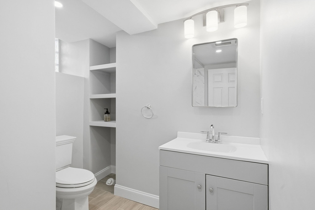 23 Olmstead Street, Unit 1 Boston, MA 02130 - Photo 26 of 34