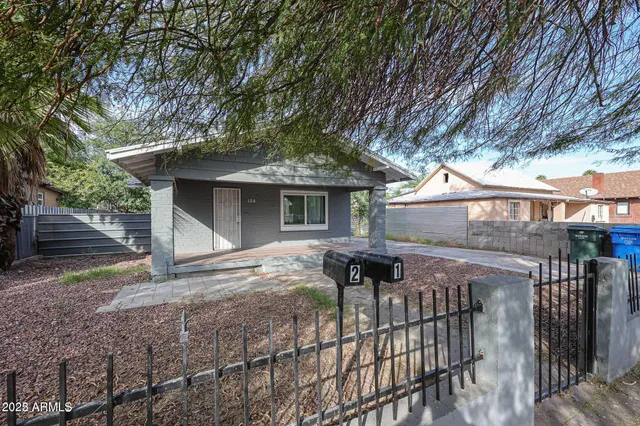 $900 | 126 North 10th Avenue, Unit 2, Phoenix, AZ 85007