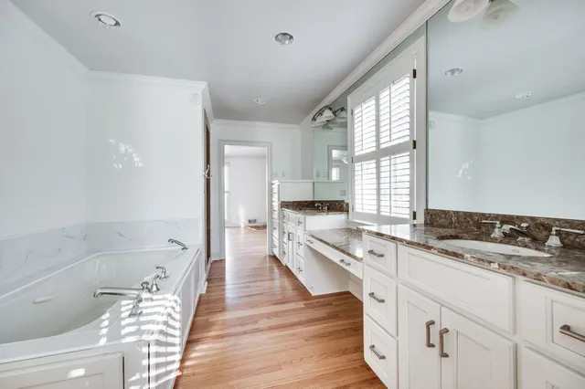 $5,850 | 4003 Sunnybrook Drive, Nashville, TN 37205