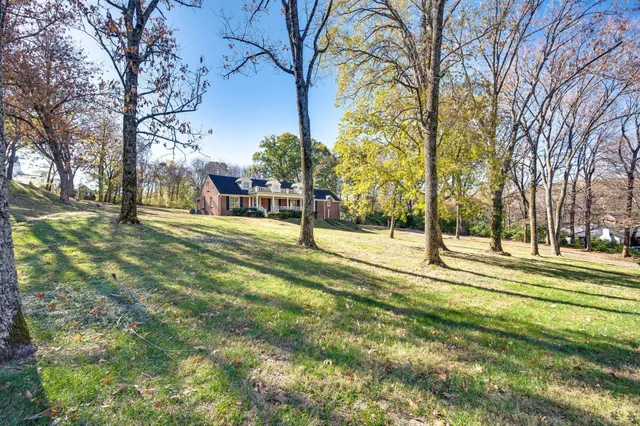 $5,850 | 4003 Sunnybrook Drive, Nashville, TN 37205