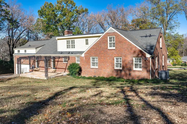 $5,850 | 4003 Sunnybrook Drive, Nashville, TN 37205