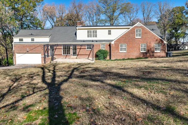 $5,850 | 4003 Sunnybrook Drive, Nashville, TN 37205