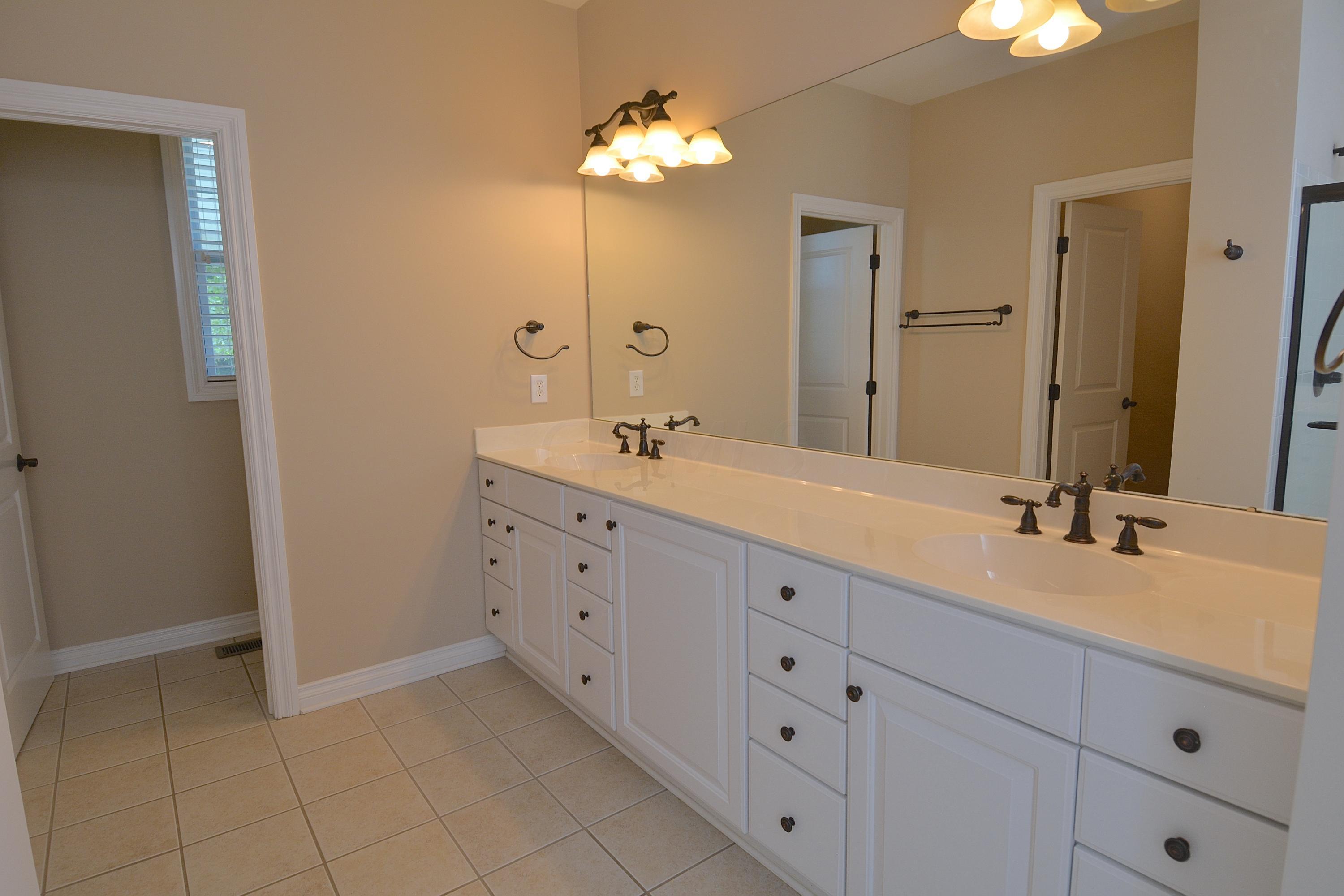 2060 Lewis Center Road Lewis Center, OH 43035 - Photo 31 of 57 Gallery Image 31
