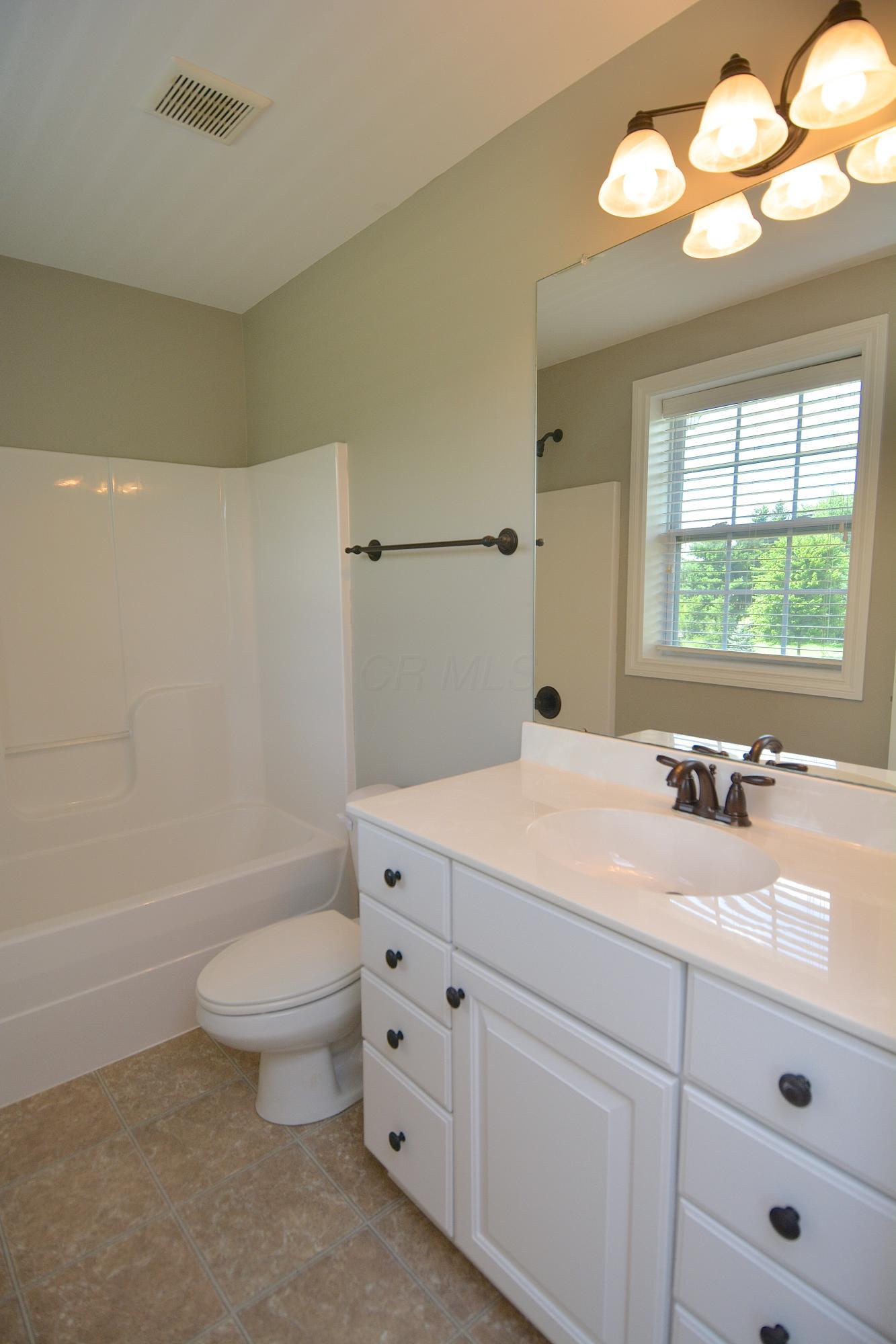 2060 Lewis Center Road Lewis Center, OH 43035 - Photo 41 of 57 Gallery Image 41