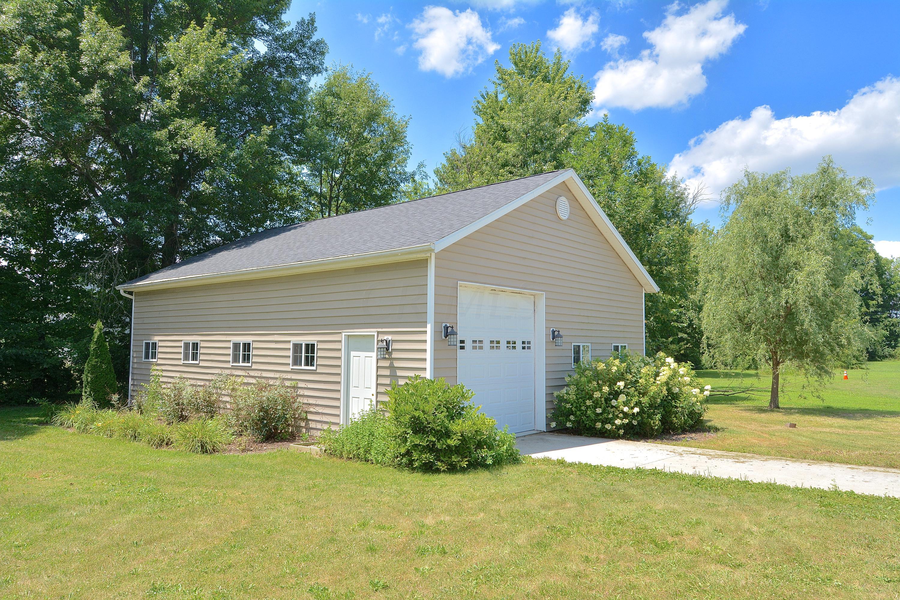 2060 Lewis Center Road Lewis Center, OH 43035 - Photo 55 of 57 Gallery Image 55