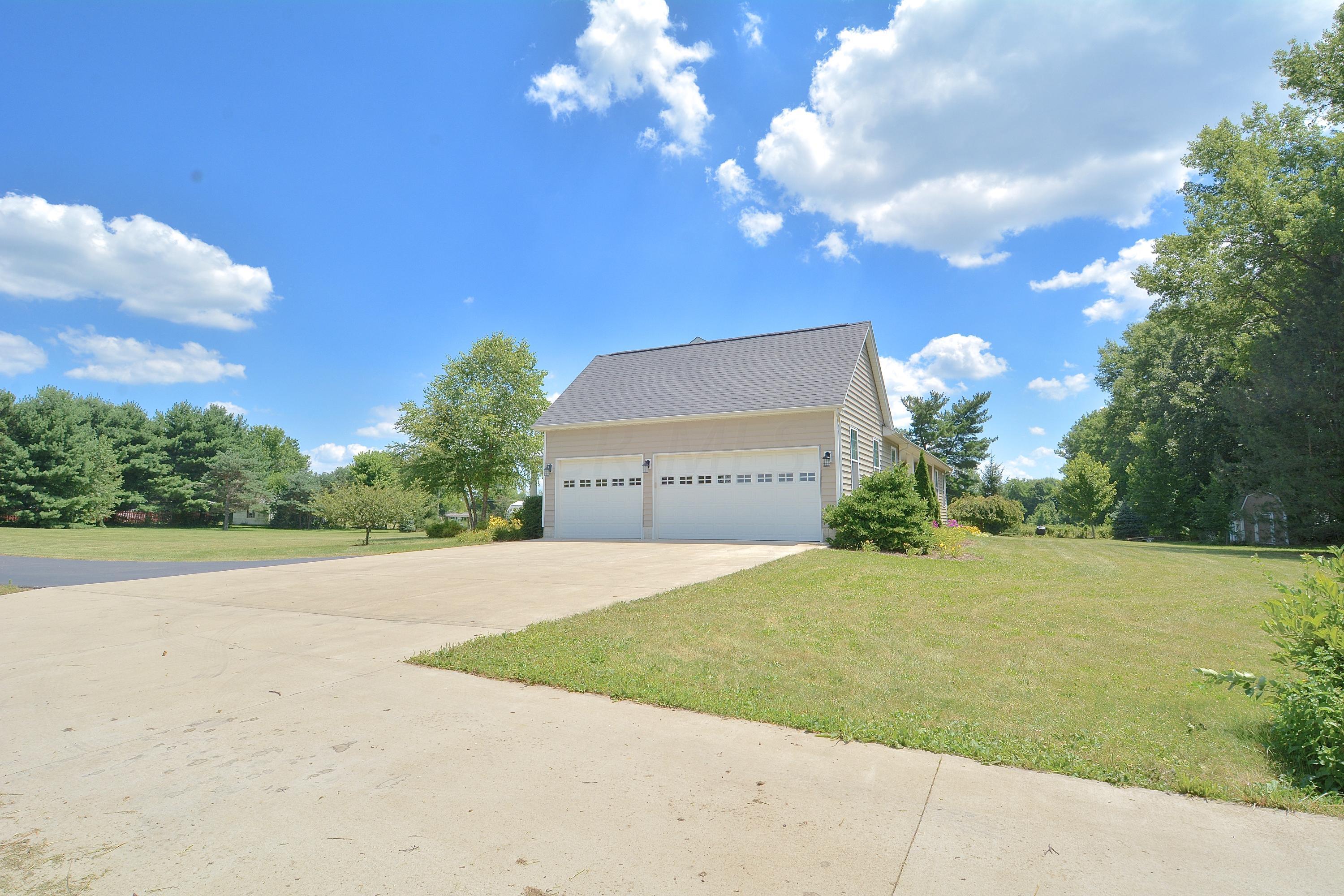 2060 Lewis Center Road Lewis Center, OH 43035 - Photo 56 of 57 Gallery Image 56