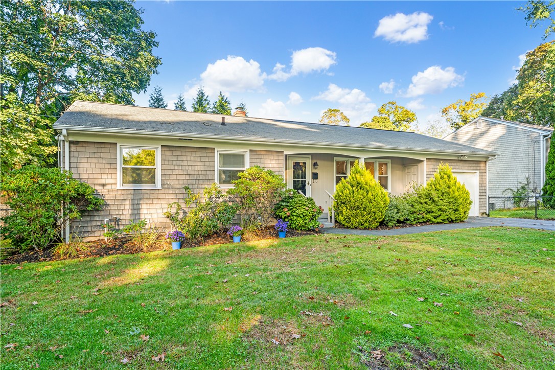 91 Prospect Street Barrington, RI 02806 - Photo 2 of 3