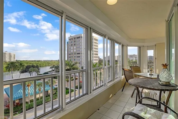 $8,000 | 21 Bluebill Avenue, Unit B401, Naples, FL 34108