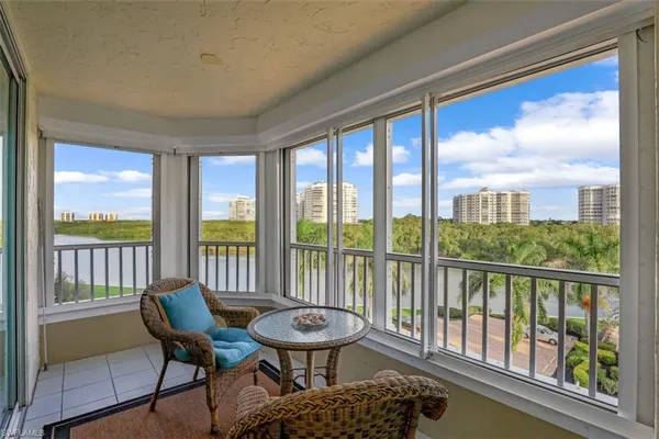 $8,000 | 21 Bluebill Avenue, Unit B401, Naples, FL 34108