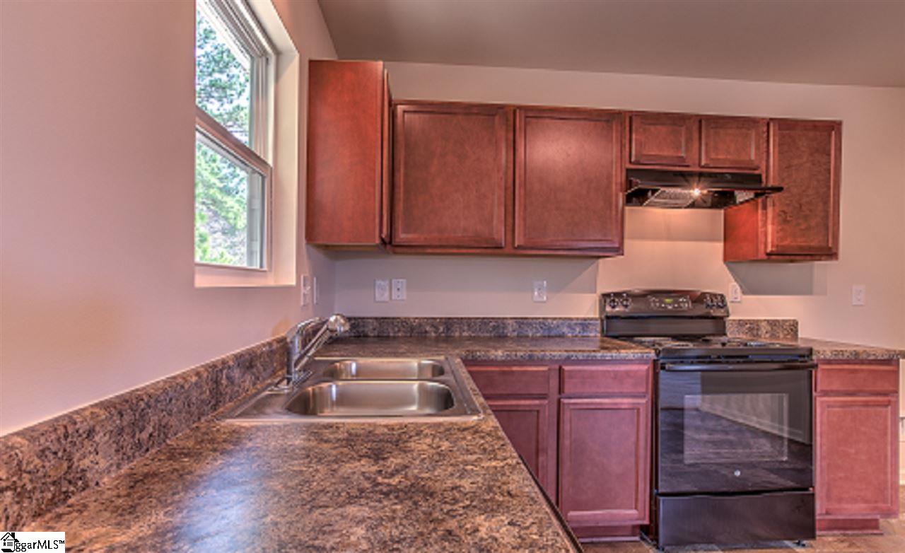 113 Regency Walk Pickens, SC 29671 - Photo 4 of 5 Gallery Image 4