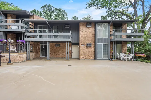 $205,000 | 6235 Charing Cross Lane, Unit A1, Middleton, WI 53562