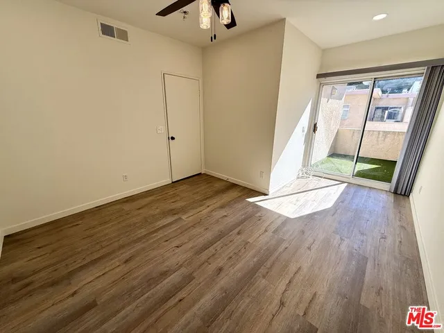 $3,850 | 10215 Variel Avenue, Unit 25, Chatsworth, CA 91311