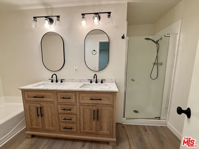 $3,850 | 10215 Variel Avenue, Unit 25, Chatsworth, CA 91311