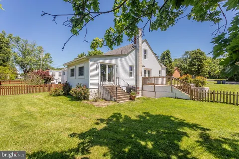 $394,900 | 131 South Willow Street, Harrisonburg, VA 22801