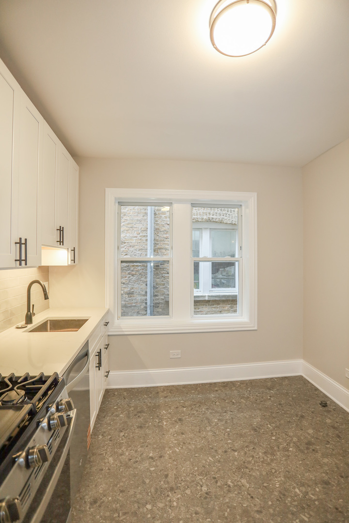6418 North Richmond Street, Unit 2A Chicago, IL 60645 - Photo 6 of 16