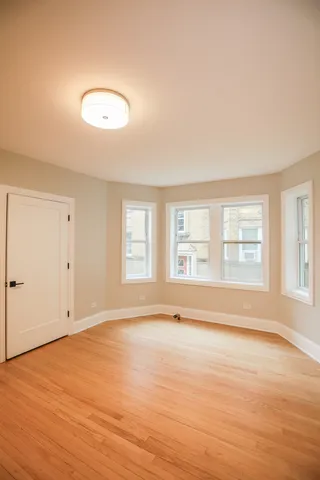 $1,795 | 6418 North Richmond Street, Unit 2A, Chicago, IL 60645