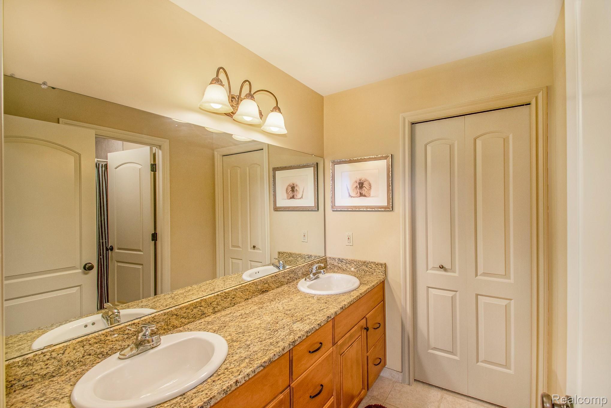 60727 Kunstman Road Ray, MI 48096 - Photo 12 of 21 190903-Srouji-60727-Kunstman_68.jpg