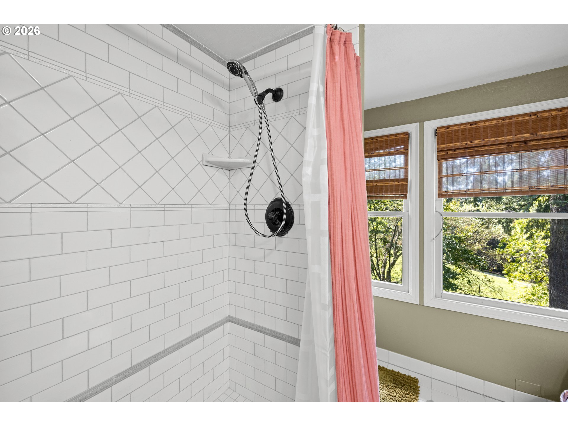 7939 Southwest 11th Avenue Portland, OR 97219 - Photo 26 of 45 Bathroom