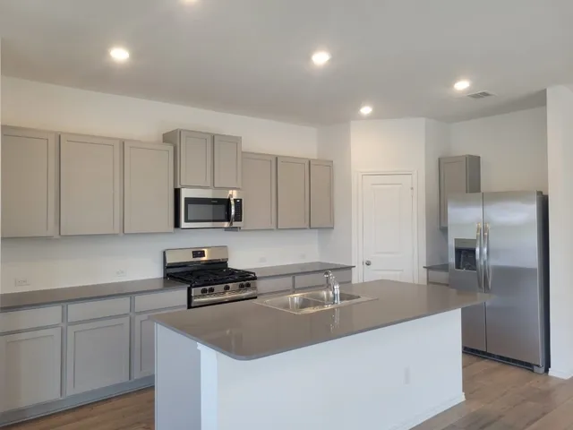 $2,275 | 2516 Four Waters Loop, Georgetown, TX 78628