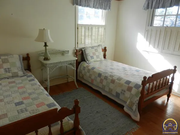 $320,000 | 2761 Southwest Plass Avenue, Topeka, KS 66611