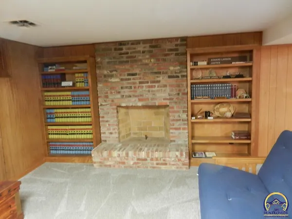 $320,000 | 2761 Southwest Plass Avenue, Topeka, KS 66611