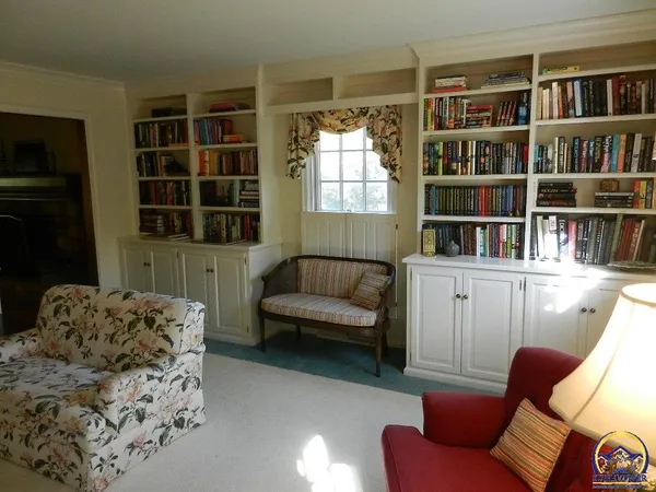 $320,000 | 2761 Southwest Plass Avenue, Topeka, KS 66611