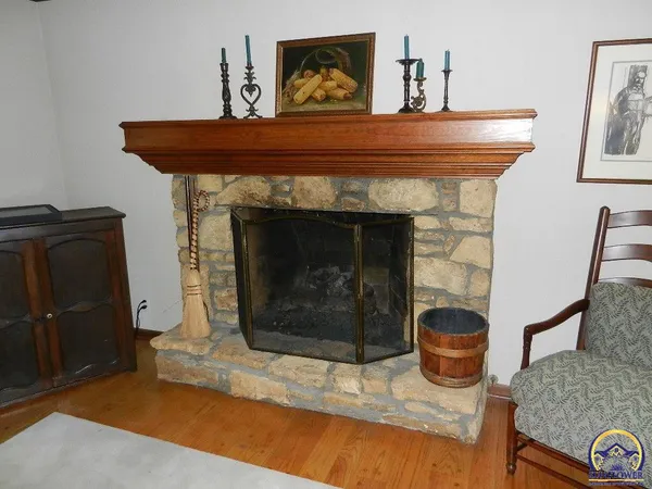 $320,000 | 2761 Southwest Plass Avenue, Topeka, KS 66611