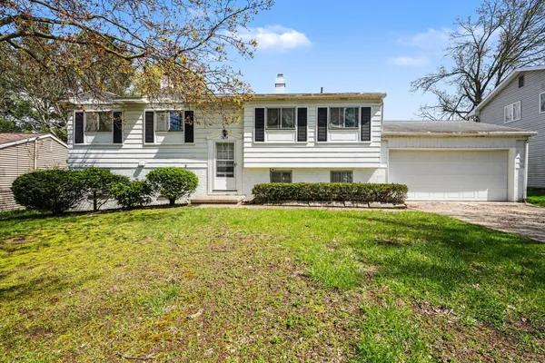 $260,000 | 7639 Walcott Street, Portage, MI 49024