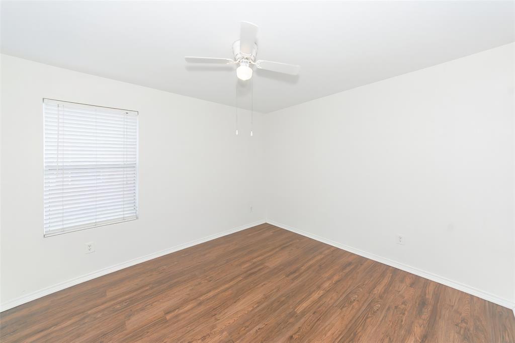 12629 Azure Heights Place Rhome, TX 76078 - Photo 13 of 36