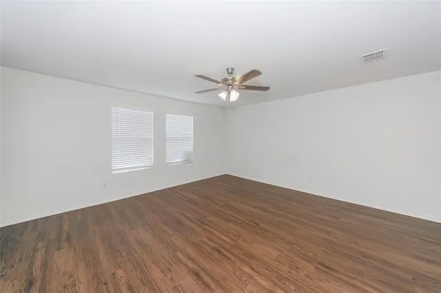 $1,995 | 12629 Azure Heights Place, Rhome, TX 76078