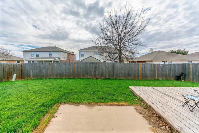 $1,995 | 12629 Azure Heights Place, Rhome, TX 76078