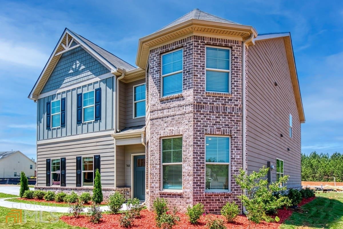 209 Cabin Way, Unit 37 Hampton, GA 30228 - Photo 1 of 1 Gallery Image 1