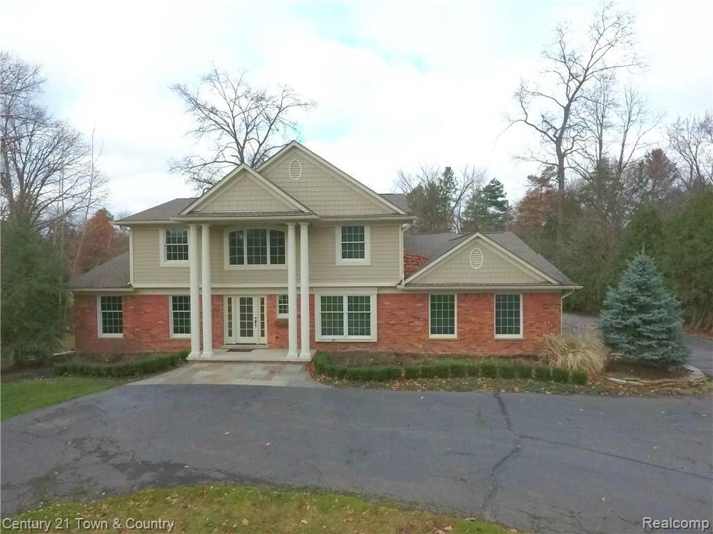 Strathmore Rd Front.jpg