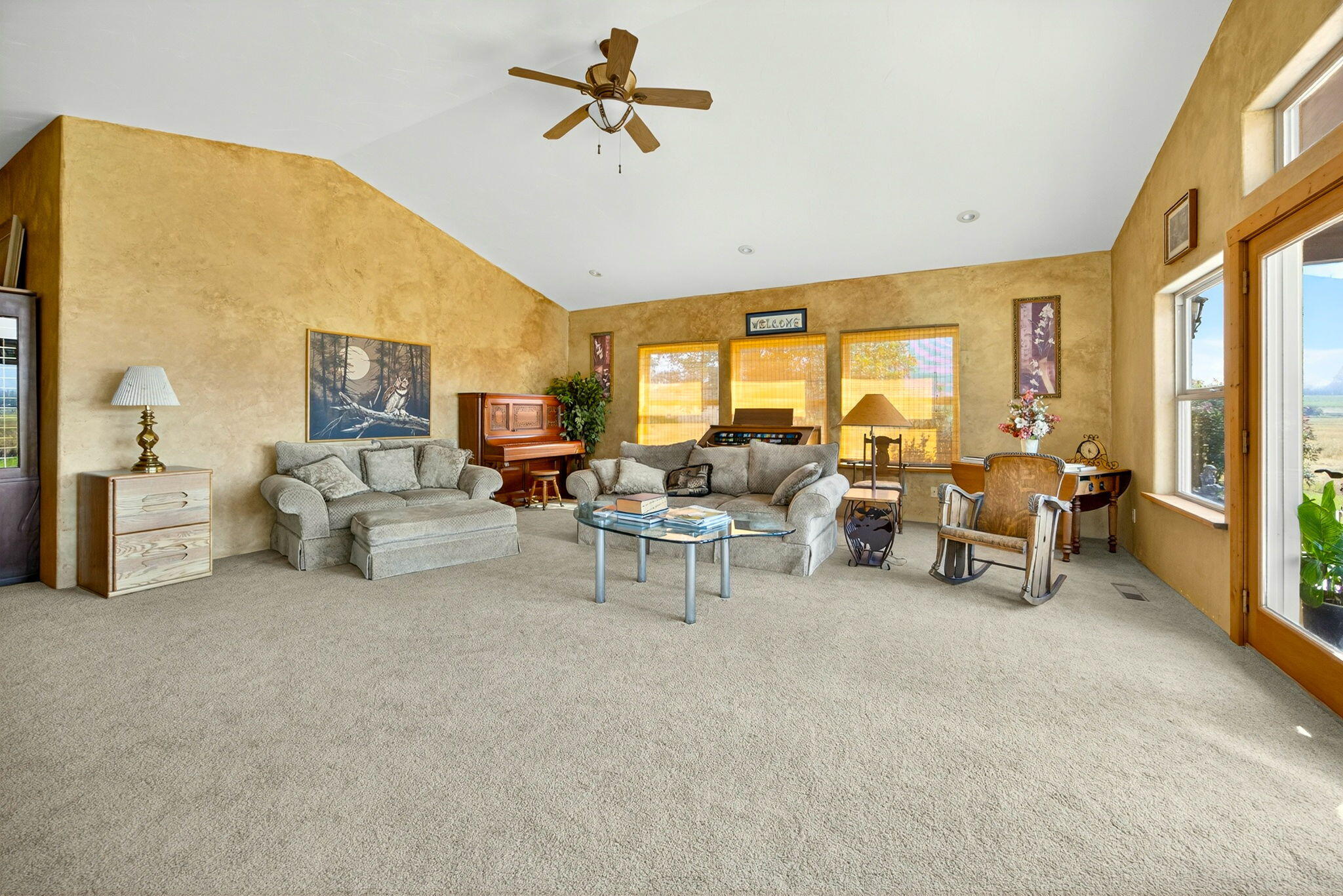 1176 Hamilton Road Jacksonville, OR 97530 - Photo 19 of 125 a living room with furniture and a large window