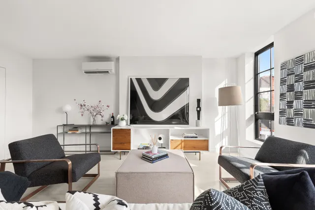 $1,250,000 | 659 Baltic Street, Unit 3 | Park Slope