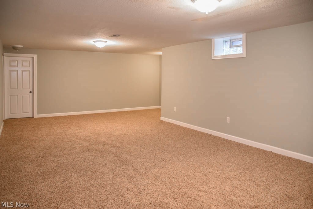 340 Kenridge Road Akron, OH 44333 - Photo 16 of 21 Rec Room