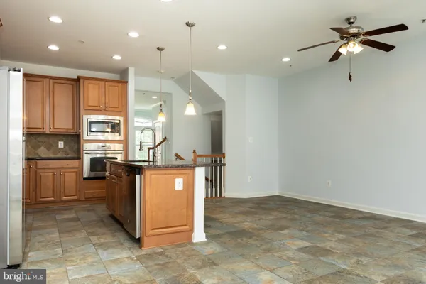 $3,300 | 336 Grand Street, Gaithersburg, MD 20878