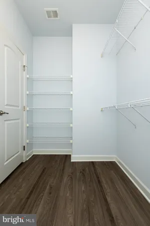 $3,300 | 336 Grand Street, Gaithersburg, MD 20878